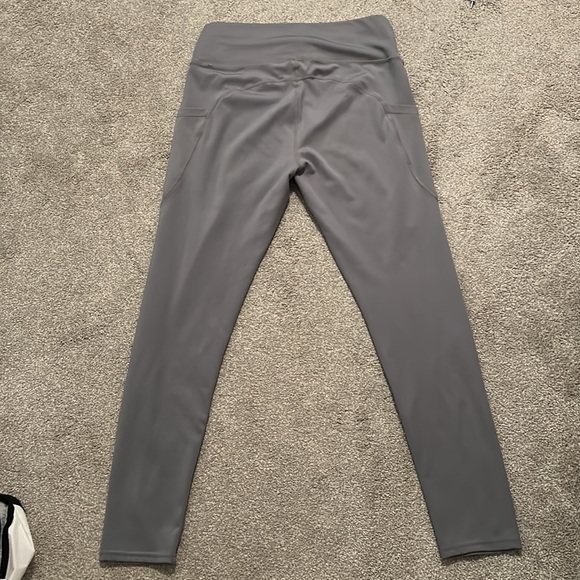 Grey leggings - Picture 3 of 4